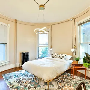 https://zenboutique-victorian-mansion-aparthotel.niagara-fallshotels.com