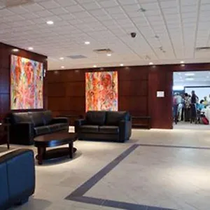 https://embassy-west-hotel.ottawa-hotel.net